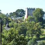 La Quintana Del Castillo *